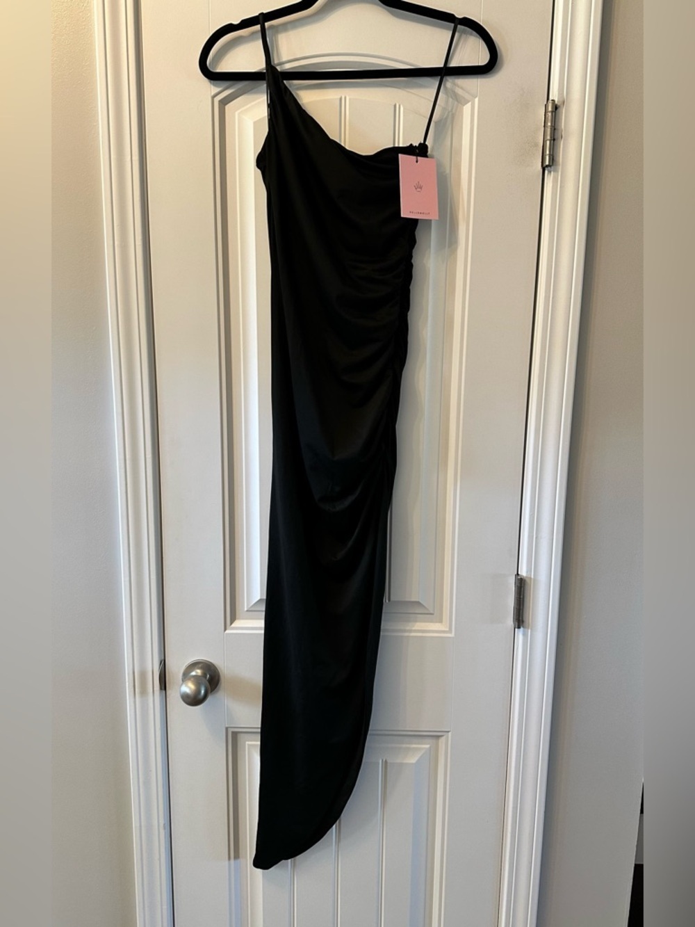 NWT! Hello Molly Taking All Night Black One-Shoulder Maxi Dress with High Slit - Picture 4 of 12